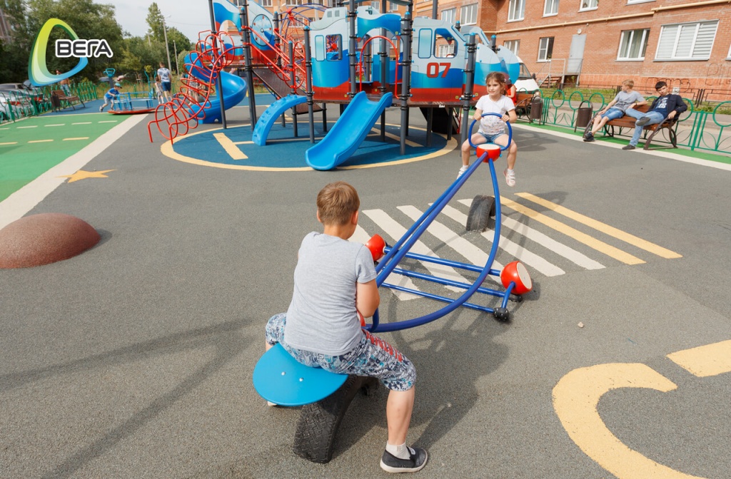 segodnya-bolshe-o-roditelyakh-kakoy-oni-khotyat-videt-ploshchadku-gde-igrayut-deti_Дети_02.jpg