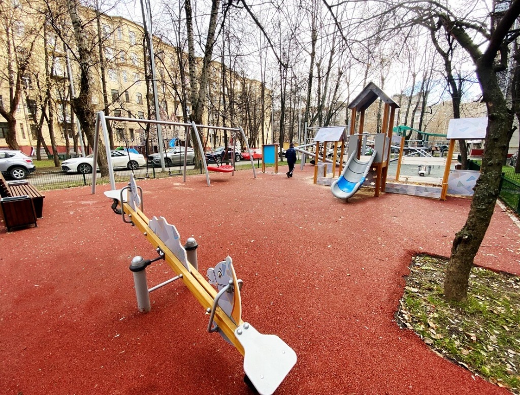 Качалка Галоп, Качели Озорство, Песочный дворик Усадьба.jpg