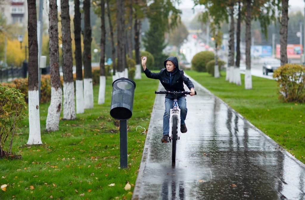urna-budapesht-dlya-veloipedistov-02.jpg