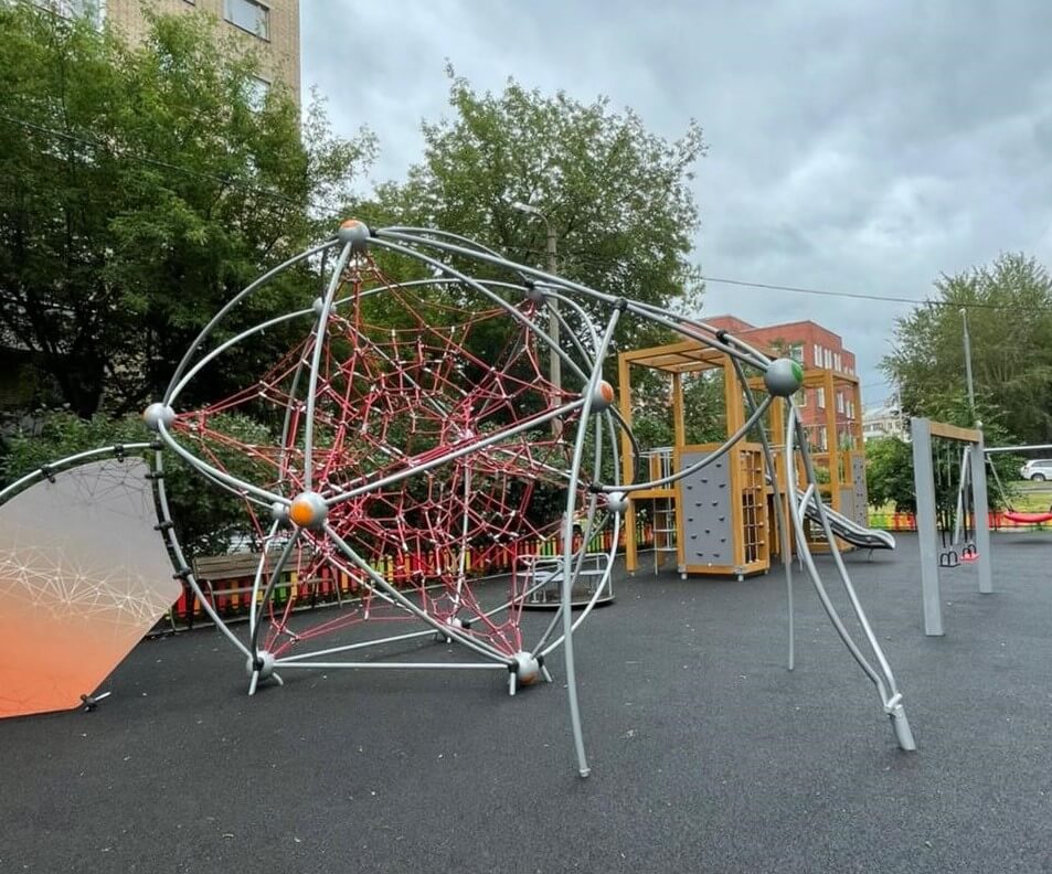 Тарзанки и веревочные лестницы: зов природы в городских джунглях