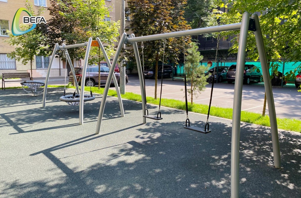 Качели двухсекционные Кураж и качели Азарт.jpg