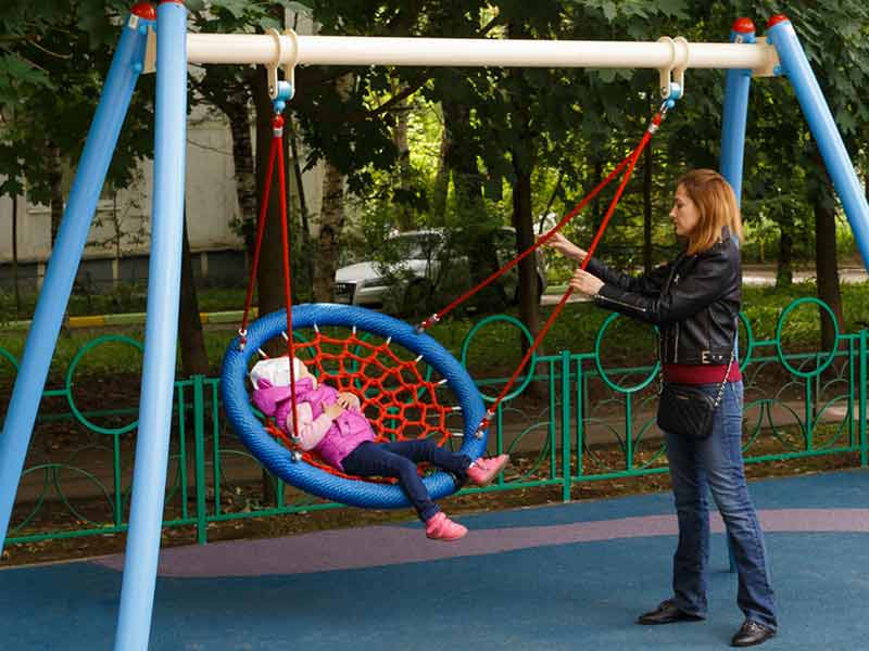 Качели гнездо - история эволюции